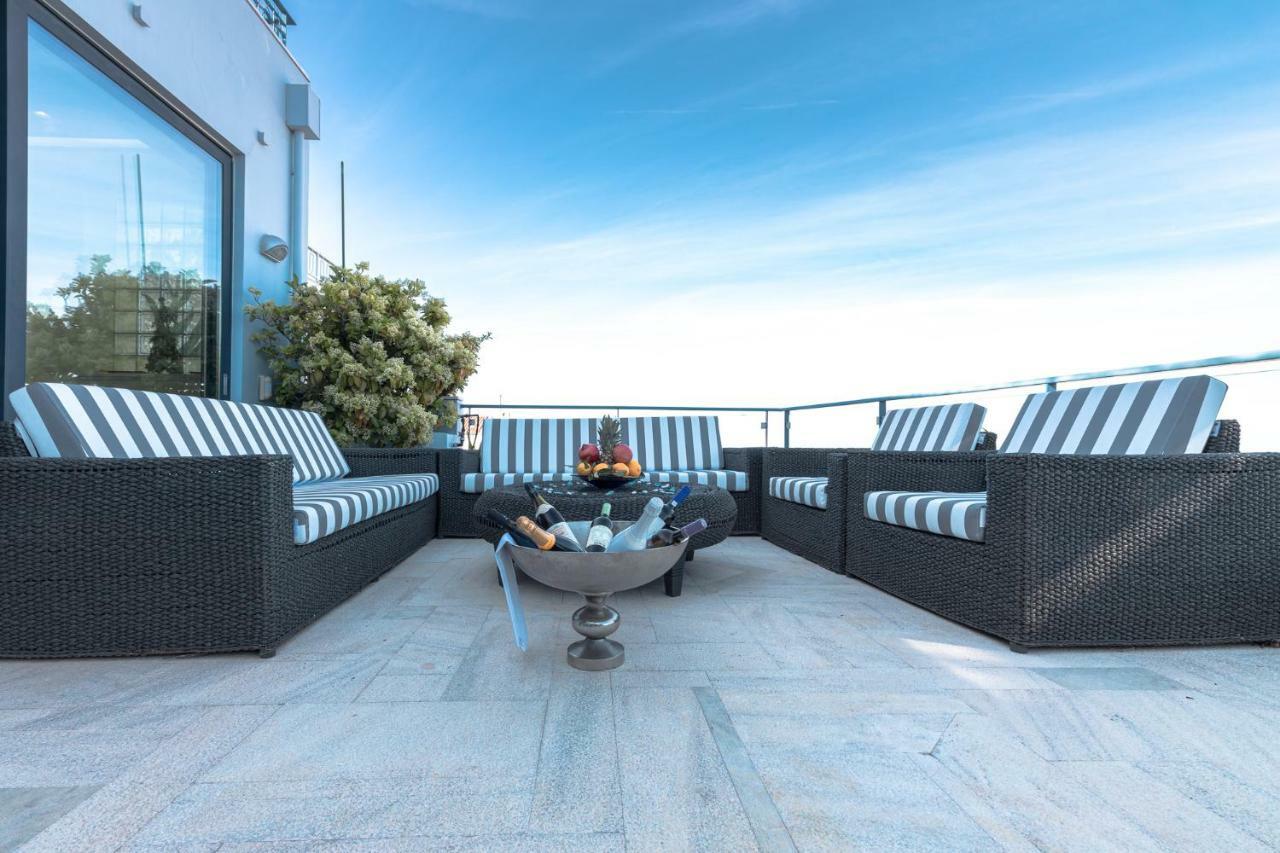 Villa Azure Voula Exterior photo